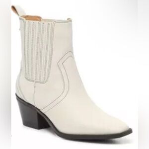 Crown Vintage Kanaria Ivory Leather Western Square Toe Cowboy Booties - Size 8.5